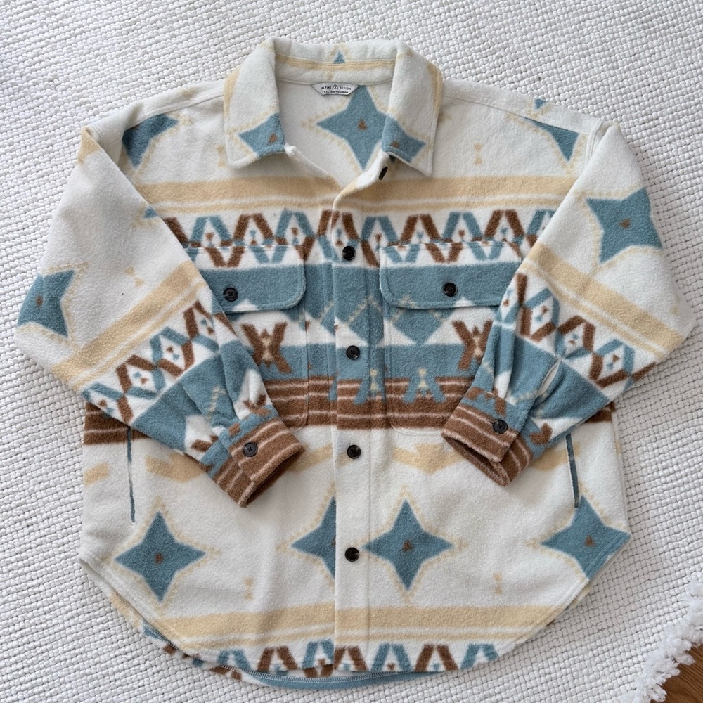 Alpine Design, Women’s PLUS size, Geometric Fleece Jacket - Cream, Blue, Brown.